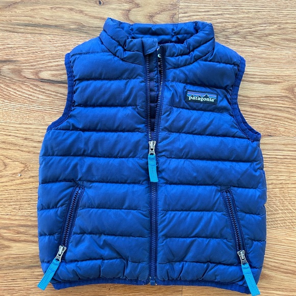 Patagonia blue down baby vest 12-18m Vests